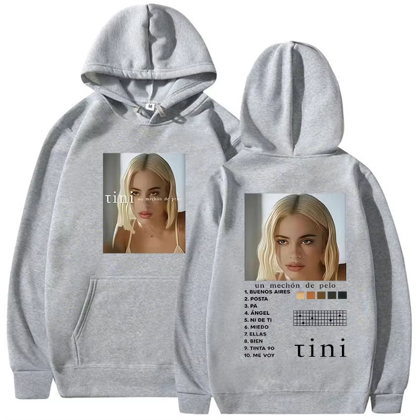 Penyanyi Tini Stoessel Tour Al - Winter Clothing Drawing ulasan dan harga